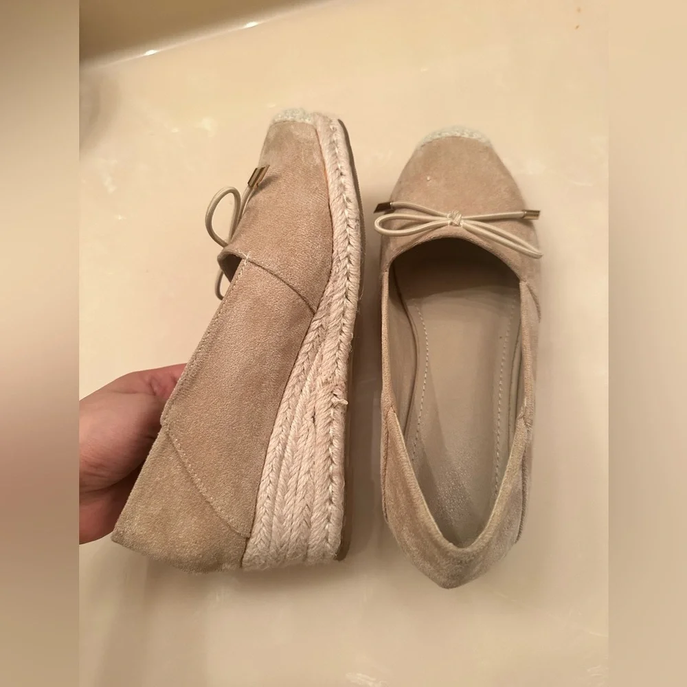 Beige Suede Espadrille Wedges with Bow Detail. Size 7